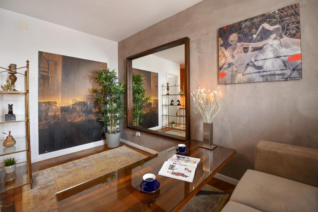 Апартаменти Spectacular Views & Modern Comfort: Your Dream Duplex In Central Бухарест Екстер'єр фото